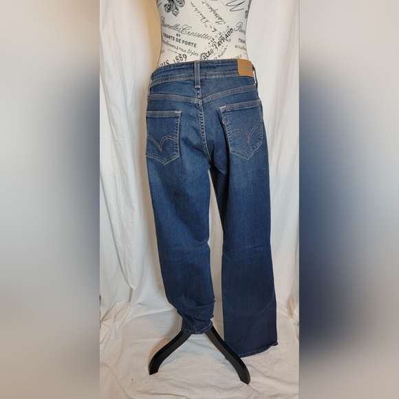 Levi's Women's Curvy 529 Boot Cut Jeans - Picture 2 of 5